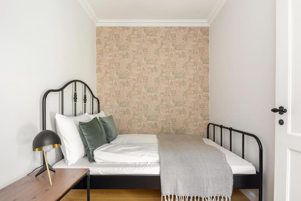 Cozy Apartment In Christianshavn W Two Balconies. Copenhagen Luaran gambar