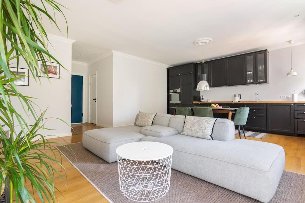 Cozy Apartment In Christianshavn W Two Balconies. Copenhagen Luaran gambar